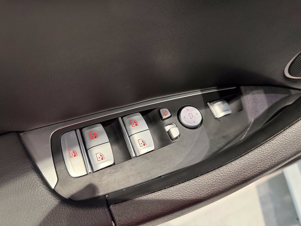 Used 2024 BMW X4 xDrive30i w/ Premium Package AWD/4WD image 36
