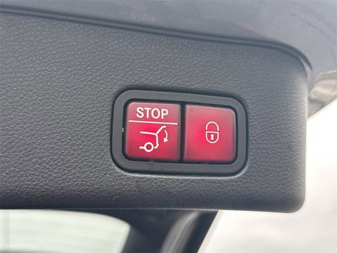 Used 2014 Mercedes-Benz ML 350 4MATIC image 19