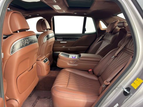 Used 2024 Genesis G90 3.5T image 58