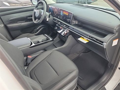 New 2026 Hyundai Tucson Blue SE w/ Tow & Go Package image 16