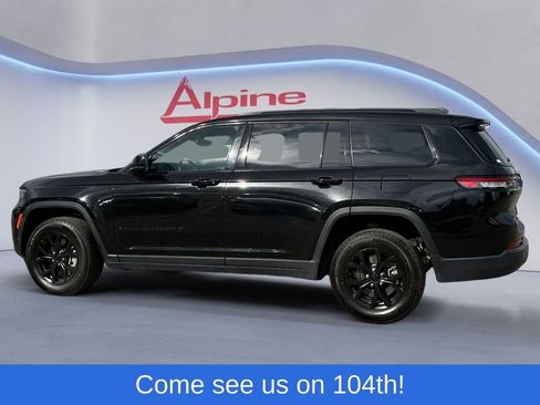 Used 2024 Jeep Grand Cherokee L Laredo AWD/4WD image 2