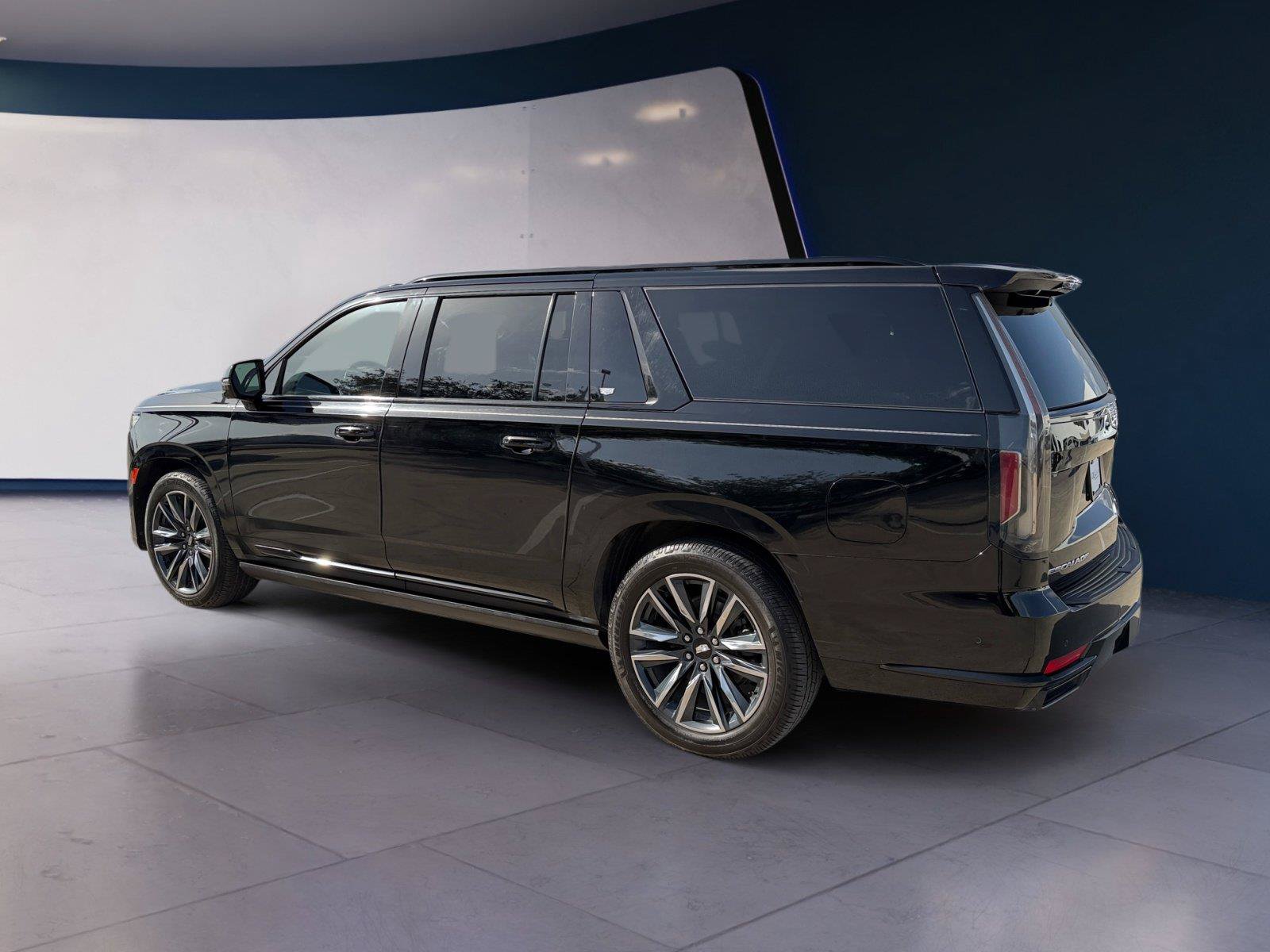 Certified 2023 Cadillac Escalade ESV Sport Platinum w/ LPO, Floor Liner Package AWD/4WD image 3