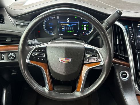 Used 2020 Cadillac Escalade Premium Luxury RWD image 14