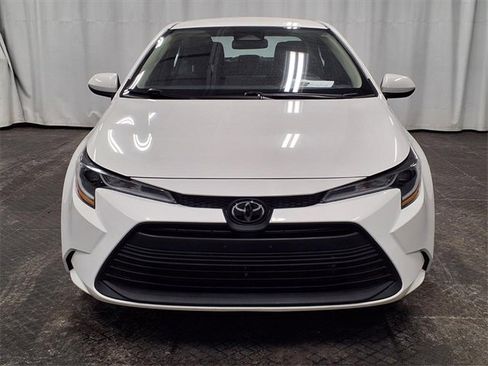 Used 2023 Toyota Corolla LE image 20