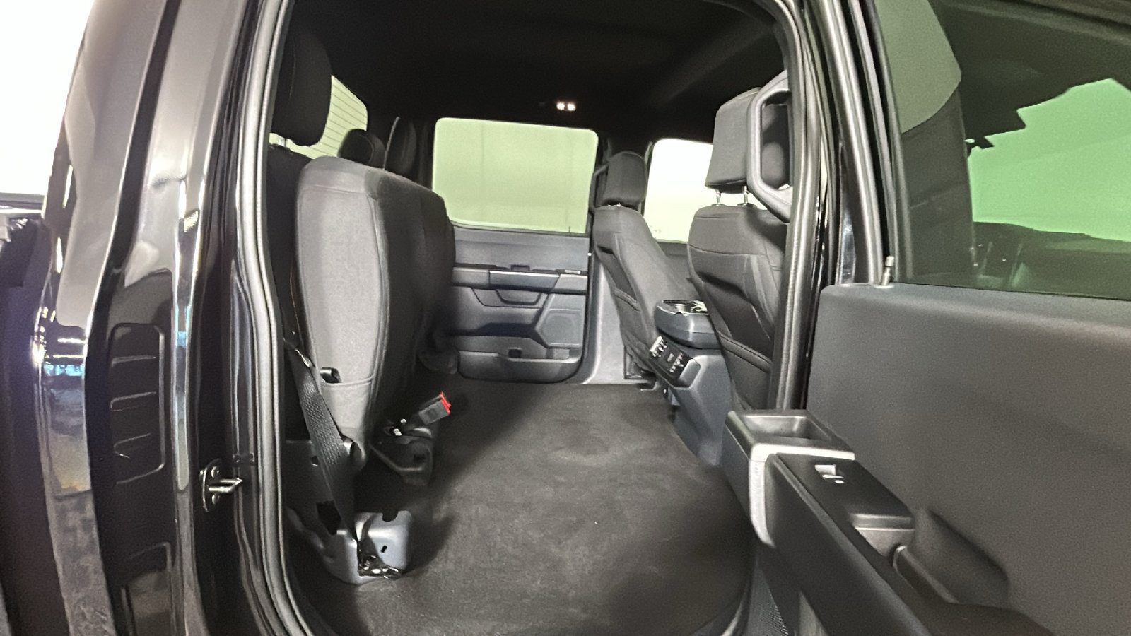 Used 2024 Ford F150 STX AWD/4WD image 33
