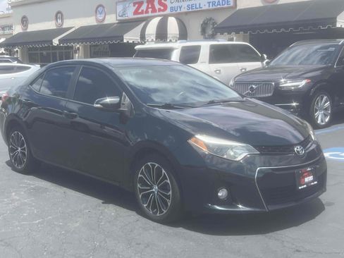 Used 2015 Toyota Corolla S FWD image 3