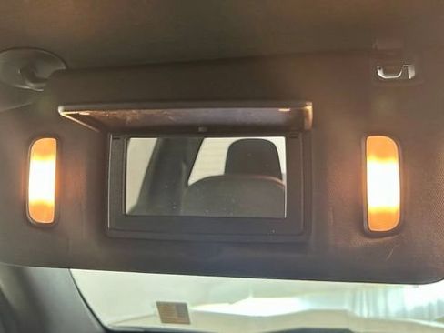 Used 2024 Chevrolet Colorado Z71 w/ Z71 Convenience Package 2 AWD/4WD image 42