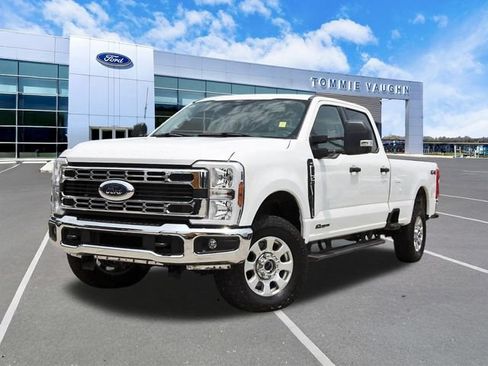 Certified 2024 Ford F250 XLT AWD/4WD image 1