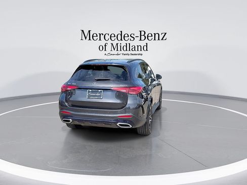 Used 2024 Mercedes-Benz GLC 300 4MATIC image 8