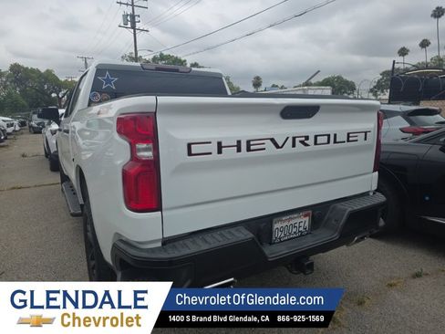 Used 2020 Chevrolet Silverado 1500 Custom Trail Boss w/ Custom Convenience Package AWD/4WD image 4