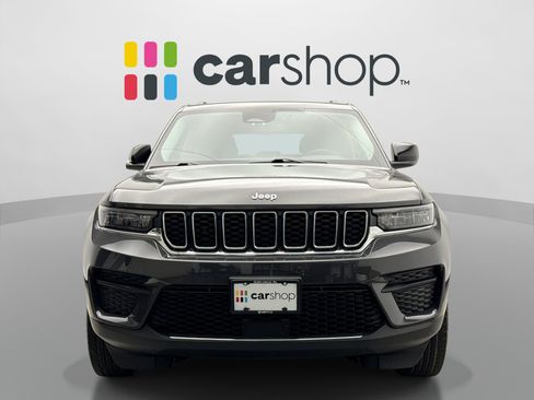 Used 2023 Jeep Grand Cherokee Laredo AWD/4WD image 8