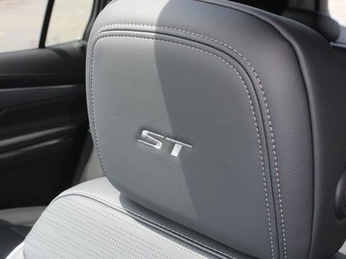 New 2026 Buick Enclave Sport Touring w/ Power Package image 22