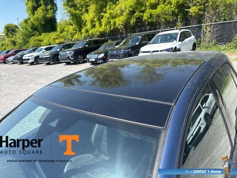 Used 2025 Volkswagen GTI SE w/ SE Leather Seating Package image 9