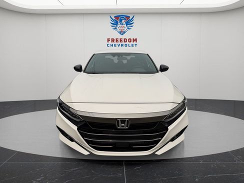 Used 2022 Honda Accord Sport image 8