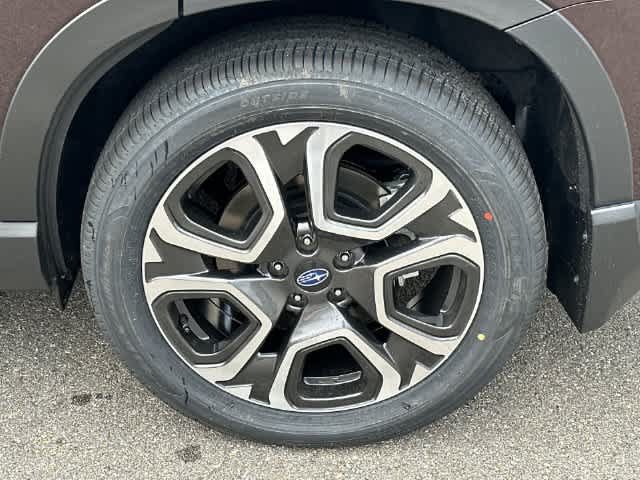 Certified 2025 Subaru Ascent Touring AWD/4WD image 5