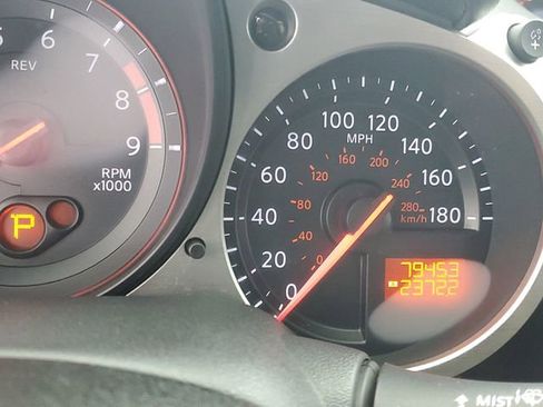 Used 2016 Nissan 370Z w/ Sport Package image 20