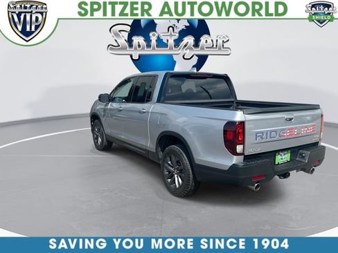 Used 2024 Honda Ridgeline Sport image 7