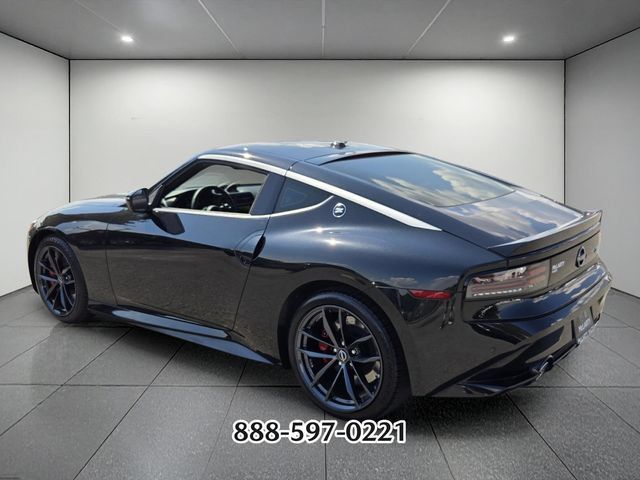 Used 2023 Nissan Z w/ Floor Mat Package (L93) RWD image 3