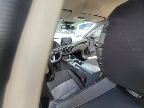 Used 2021 Nissan Sentra SR FWD image 56