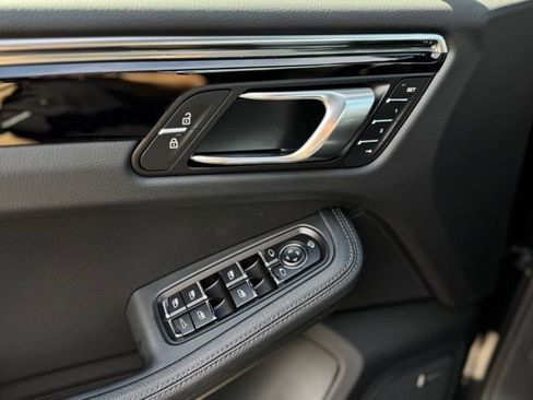 New 2026 Porsche Macan AWD/4WD image 14