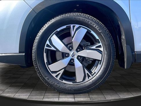 Used 2019 Subaru Forester Touring w/ Popular Package #3 AWD/4WD image 9