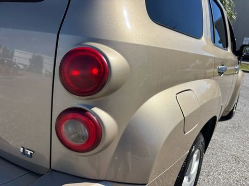 Used 2006 Chevrolet HHR LT image 13