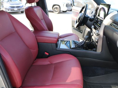 Used 2021 Lexus GX 460 Premium w/ Premium Package AWD/4WD image 33