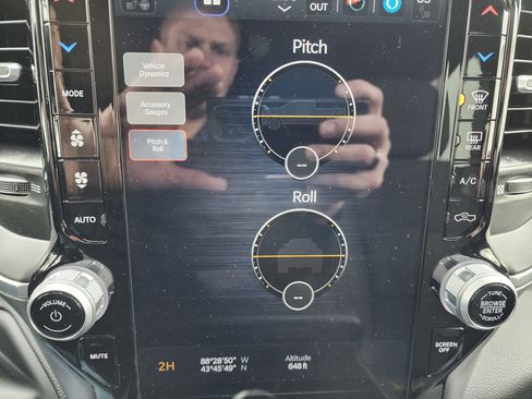 Used 2024 RAM 3500 Big Horn w/ Sport Appearance Package image 64