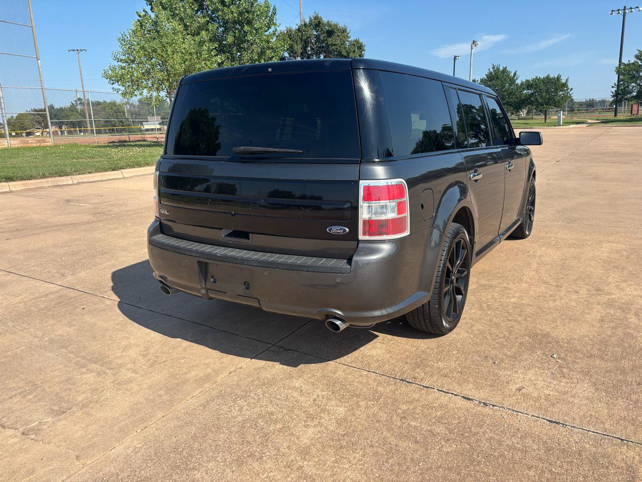 Used 2019 Ford Flex SEL FWD image 24