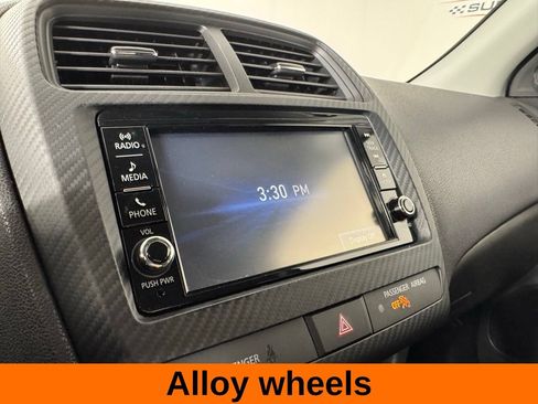 Used 2023 Mitsubishi Outlander Sport ES AWD/4WD image 16