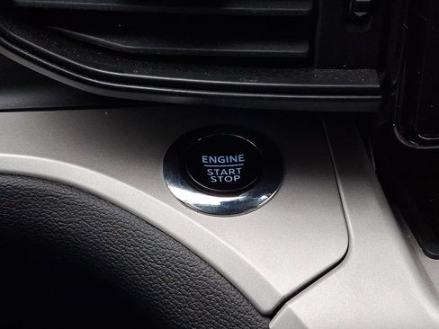 Certified 2023 Ford Explorer XLT image 22