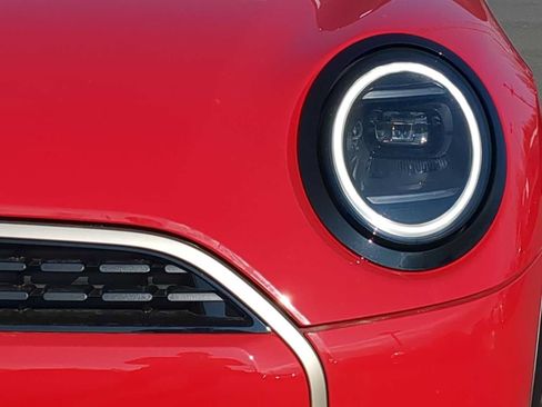 Used 2026 MINI Cooper 4-Door Hardtop FWD image 11