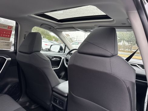 New 2025 Toyota RAV4 XLE w/ Convenience Package FWD image 31