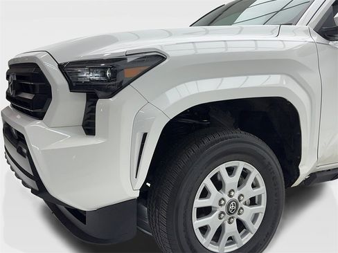 Used 2024 Toyota Tacoma SR5 image 6