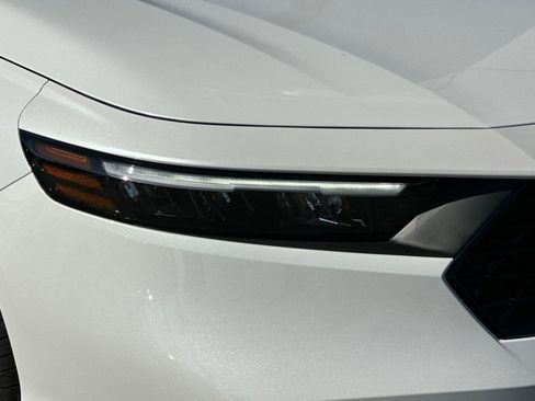 New 2025 Honda Accord SE image 10