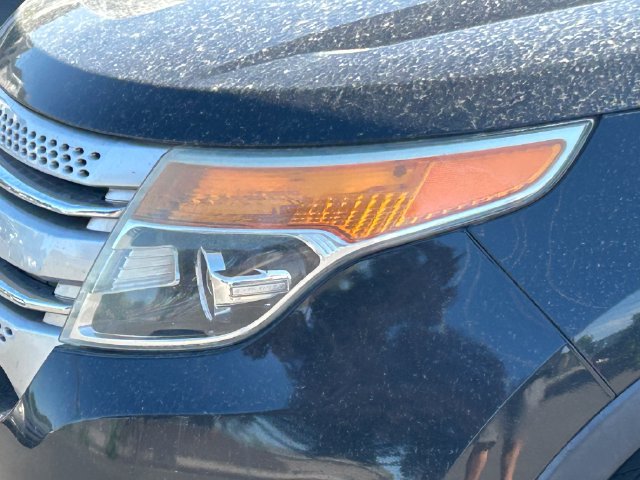 Used 2013 Ford Explorer XLT AWD/4WD image 9