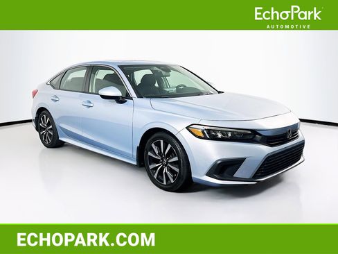 Used 2023 Honda Civic EX image 1