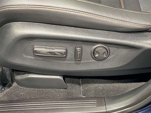 Used 2025 Honda CR-V Sport-L image 17