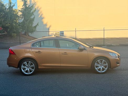 Used 2013 Volvo S60 T6 AWD/4WD image 3