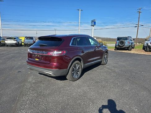 Used 2022 Lincoln Nautilus Reserve image 7