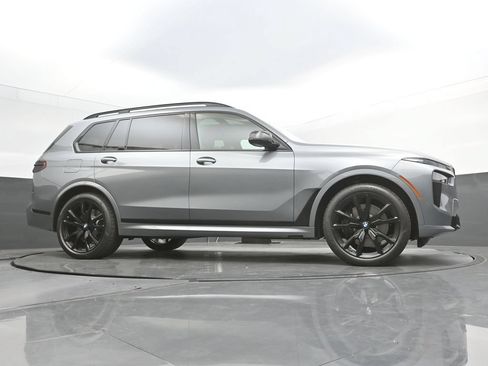 New 2027 BMW X7 M60i AWD/4WD image 45