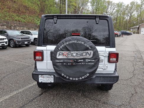 Certified 2022 Jeep Wrangler Unlimited Sport AWD/4WD image 6