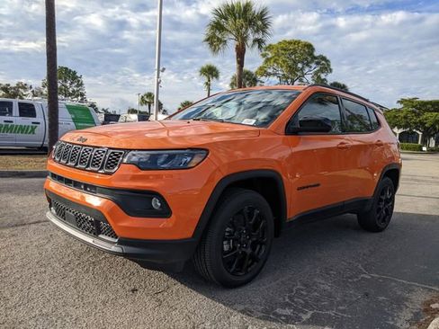 New 2026 Jeep Compass Latitude AWD/4WD image 6