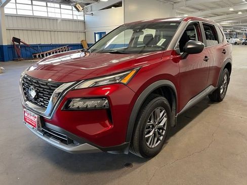 Used 2023 Nissan Rogue S AWD/4WD image 7