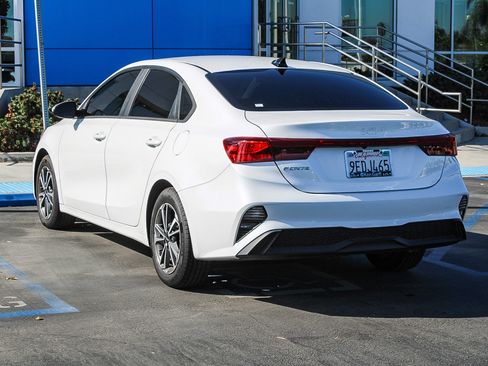 Used 2023 Kia Forte LXS FWD image 9
