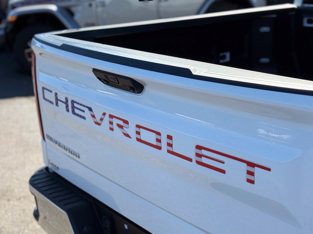 Used 2024 Chevrolet Silverado 1500 LT AWD/4WD image 37