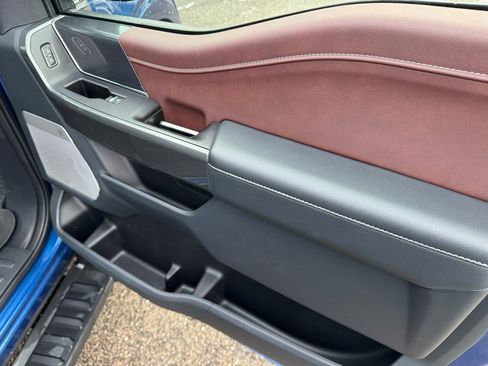 Used 2022 Ford F150 Lariat w/ Equipment Group 502A High image 40