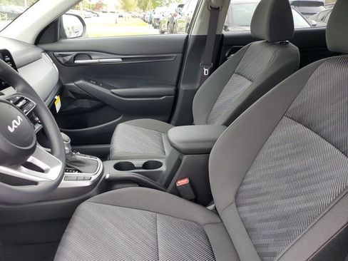 New 2026 Kia Seltos LX FWD image 10