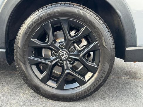 Used 2024 Honda HR-V Sport image 9