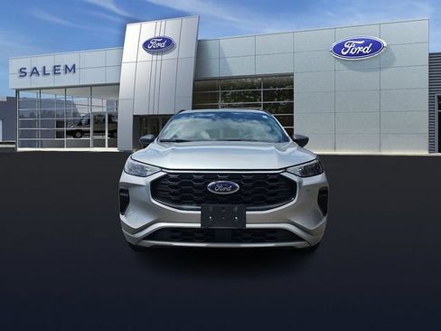 Certified 2023 Ford Escape ST-Line AWD/4WD image 7
